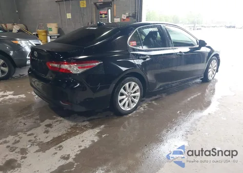 2020 Toyota Camry Le из США, поврежденный, VIN 4T1C11AK9LU960880